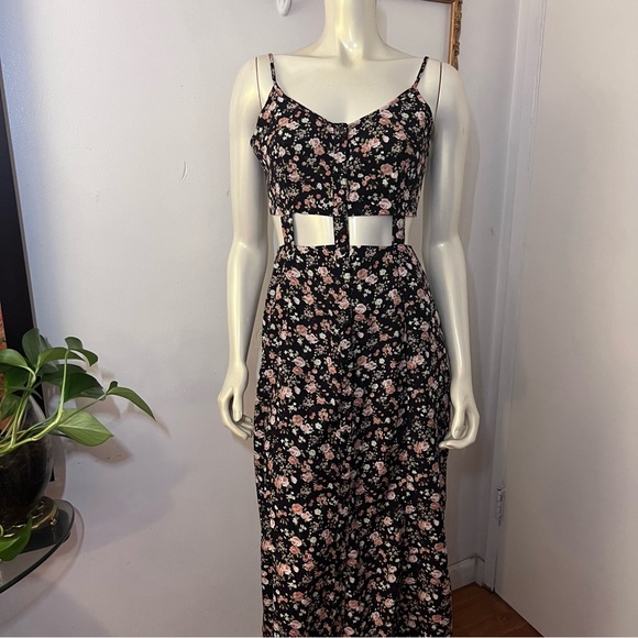 Pins and Needles floral Button Down Dress Size 4 Open Peekaboo Waist Detail A9 - Picture 3 of 11
